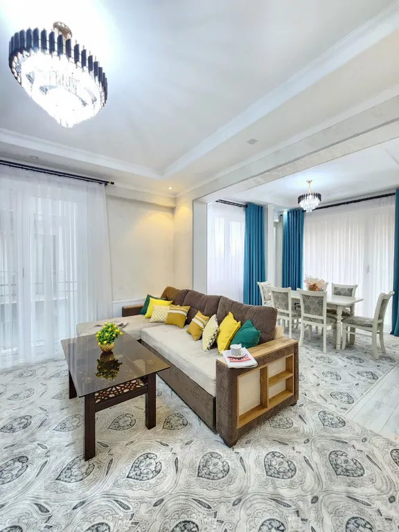 Апартаменты в Зарафшан сити 64