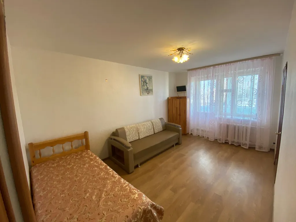 4-комнатная Квартира