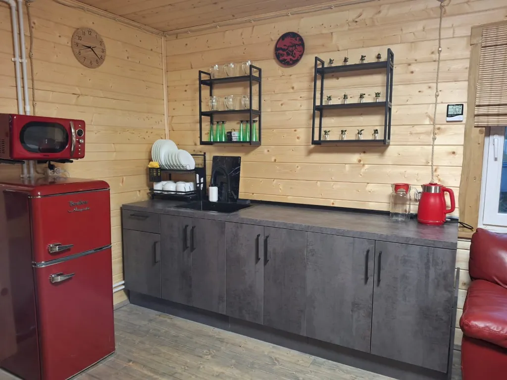 Новый развлекательно-банный комплекс на берегу реки