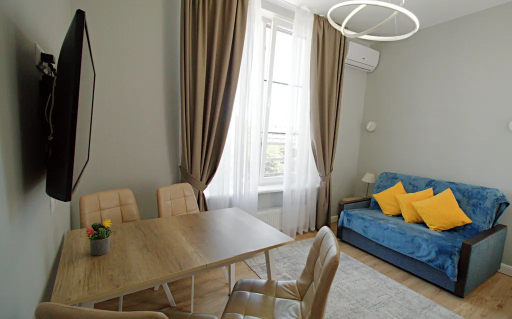 Стильная студия с бассейном в 3 минутах от моря