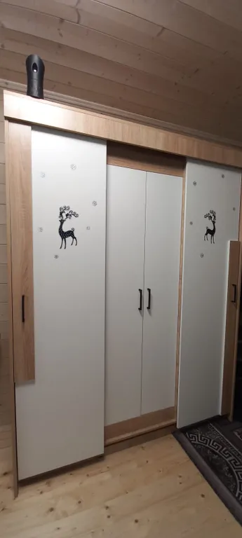 Дом с баней в тихом месте