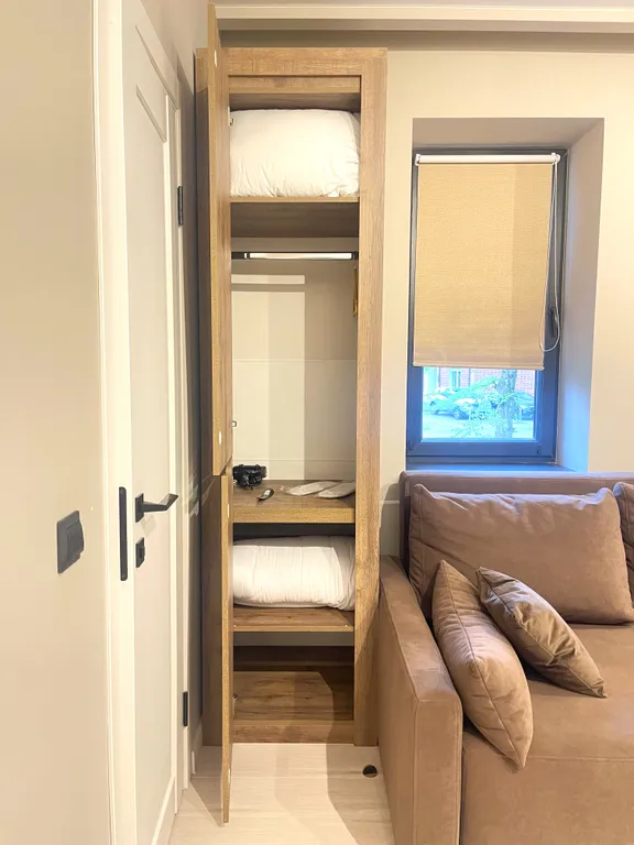 Новые апартаменты с видом на сосновый парк рядом с морем