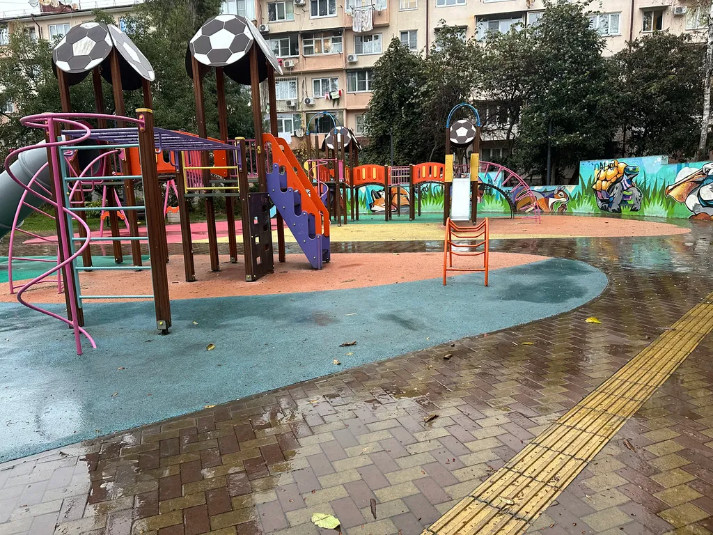 Квартира Стильная квартира с авторским дизайнерским ремонтом в центре Адлера — Сочи