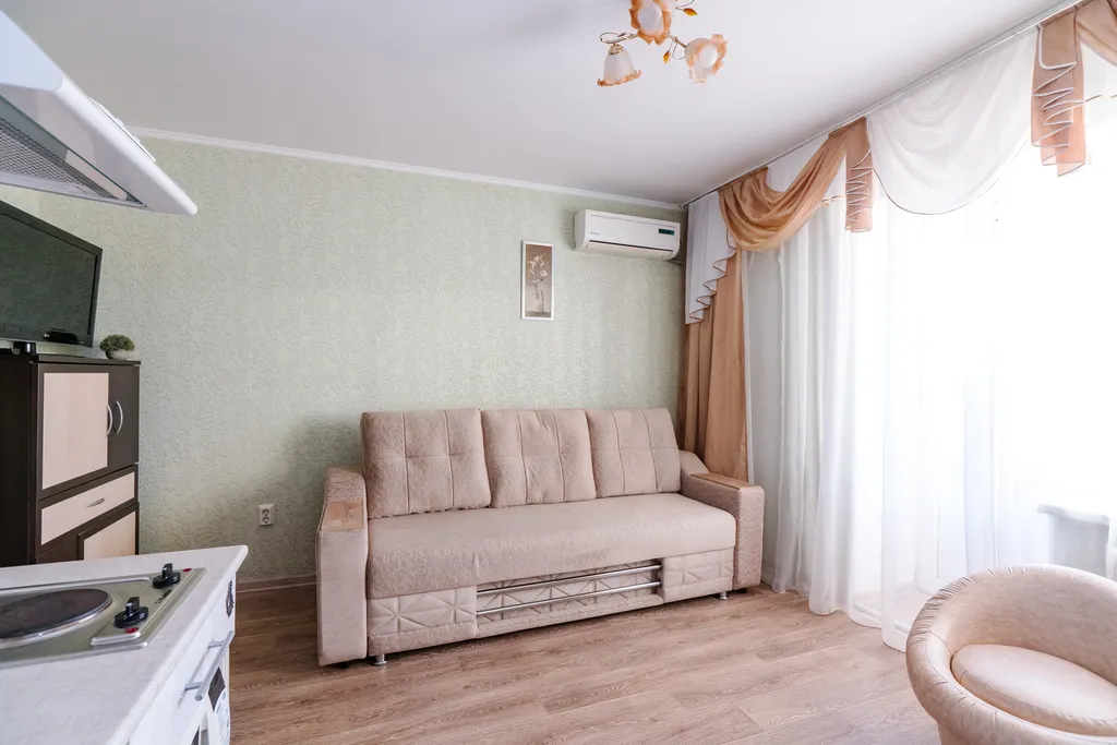 Чистая уютная студия в центре