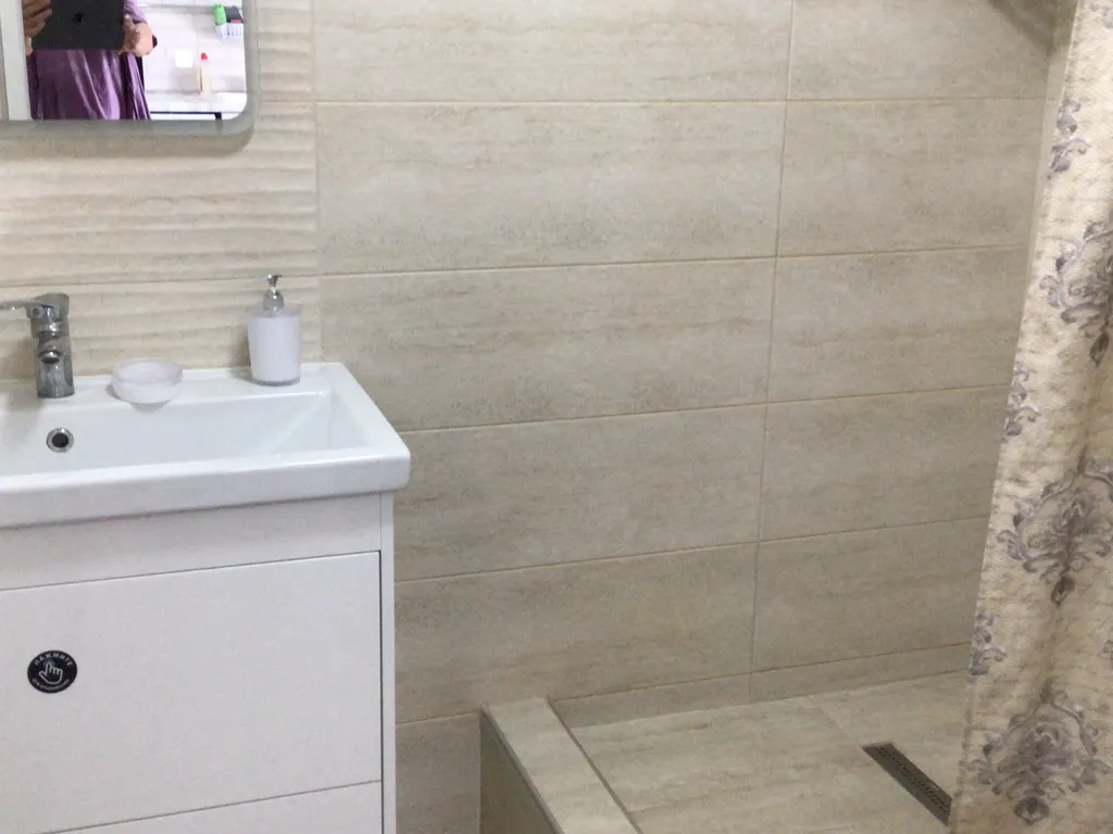 Квартира с балконом и видом на море