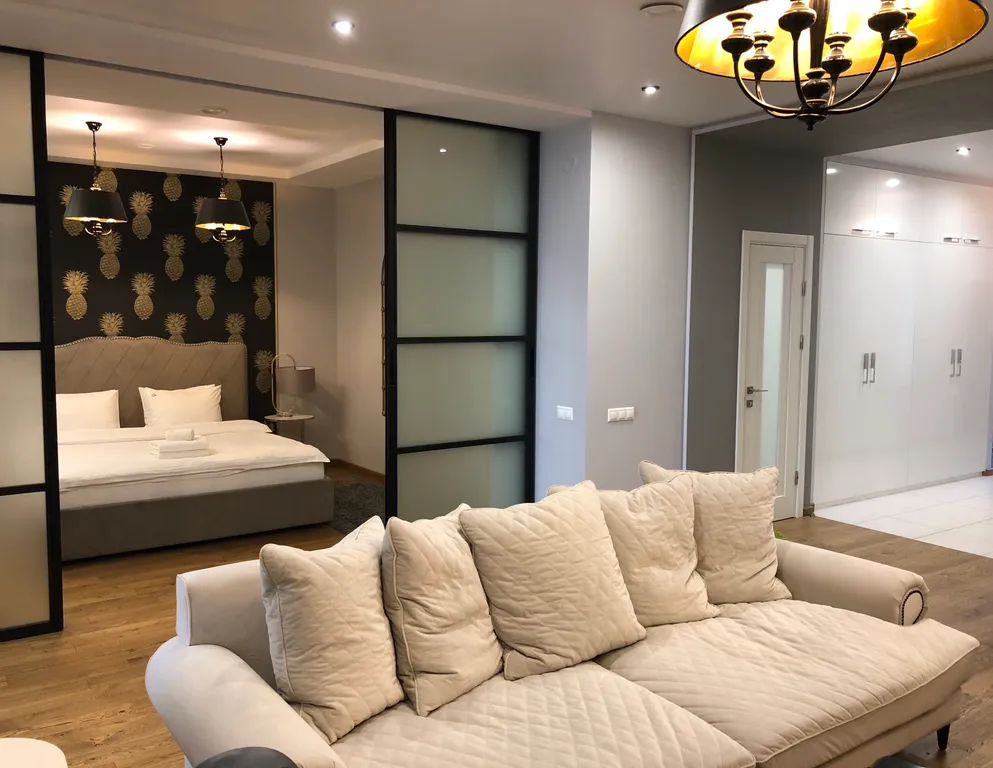 Роскошные 4-комнатные апартаменты с видом на реку