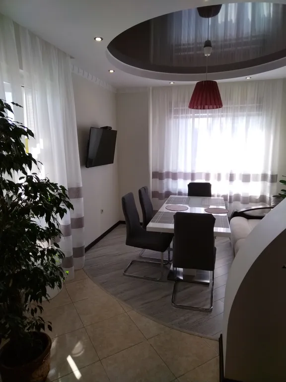 Квартира 3-комнатная Квартира — Анапа