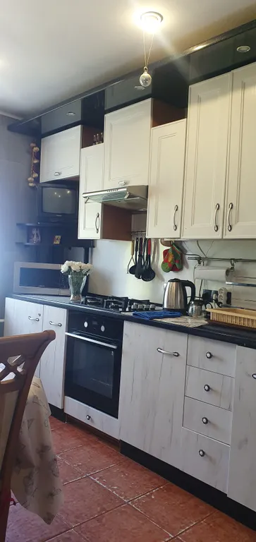 Уютная, трёхкомнатная квартира, на берегу моря