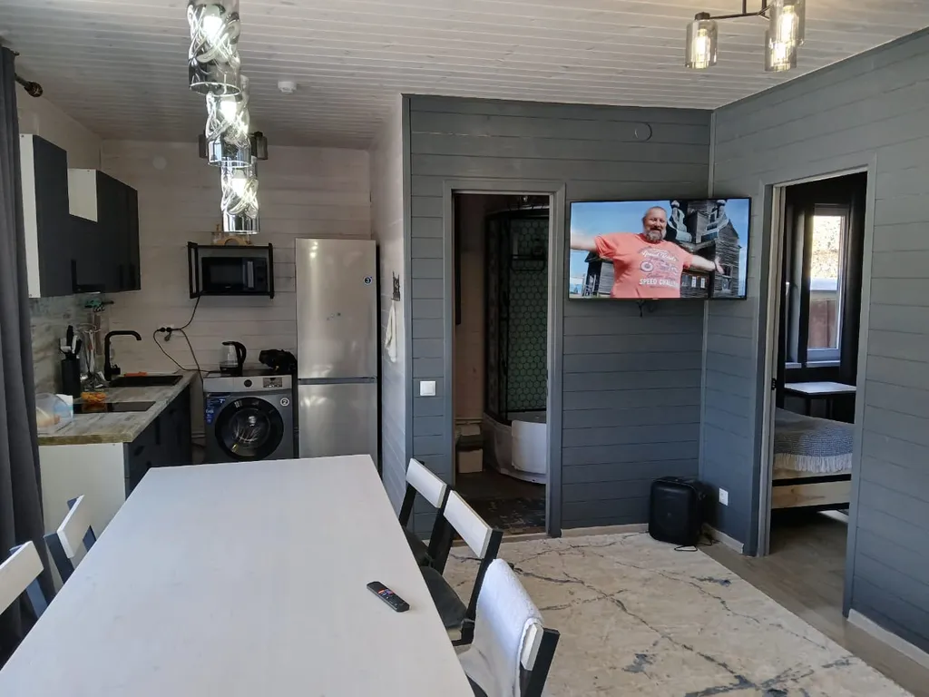 Домик шале с шикарным видом на горы и лес