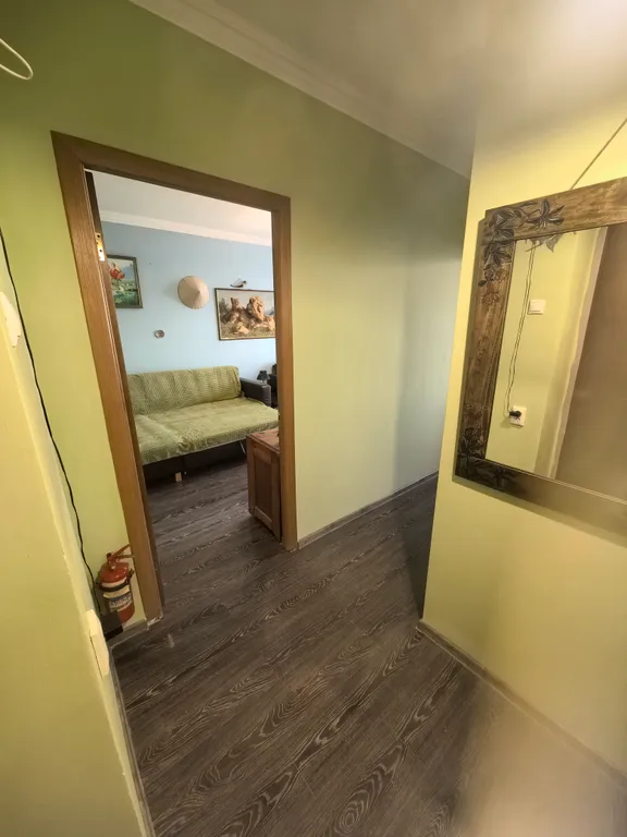 Квартира комфорт+ с балконом: 96 м от моря