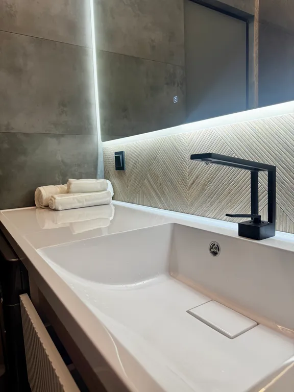 Уютная современная квартира которая порадует вас своим комфортом