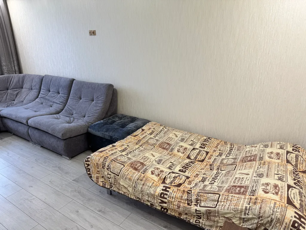 Омск Кировский у ТЦ Мега