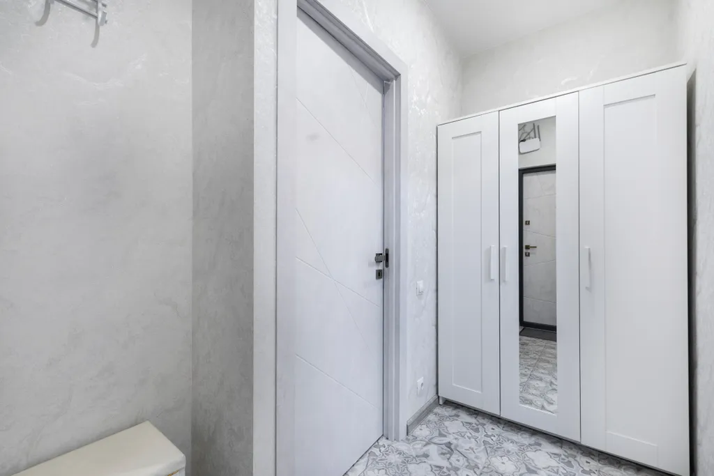 Студия с дизайнерским ремонтом