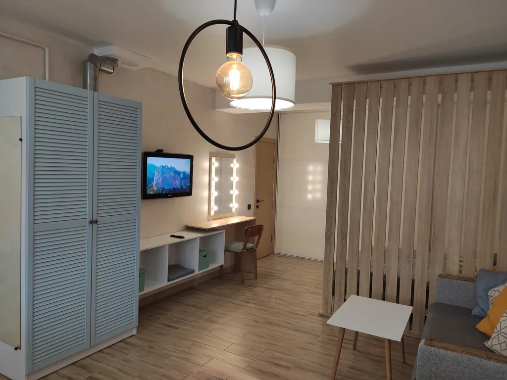 Уютная студия в новом доме в туристической части города