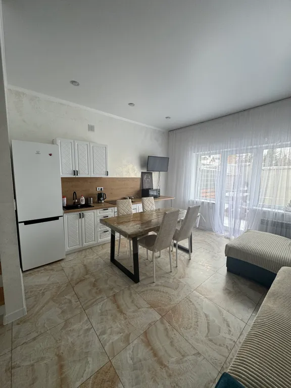 Коттедж Уютное бунгало на зеленой поляне — аренда посуточно в Зелёная Поляна