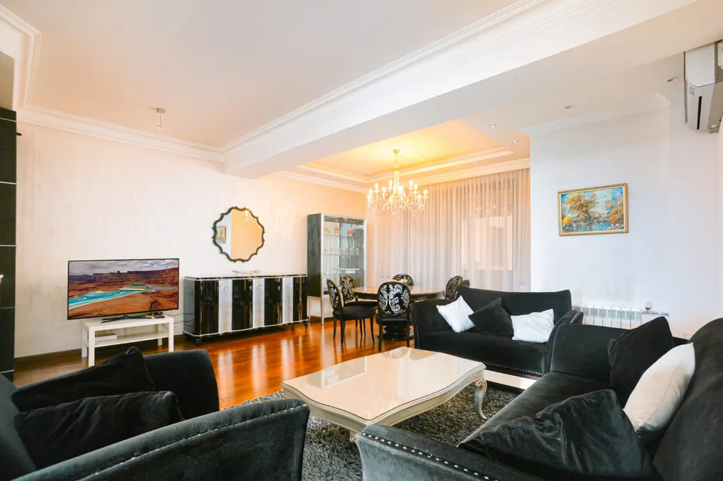 Шикарная квартира с 3 спальнями в самом центре города