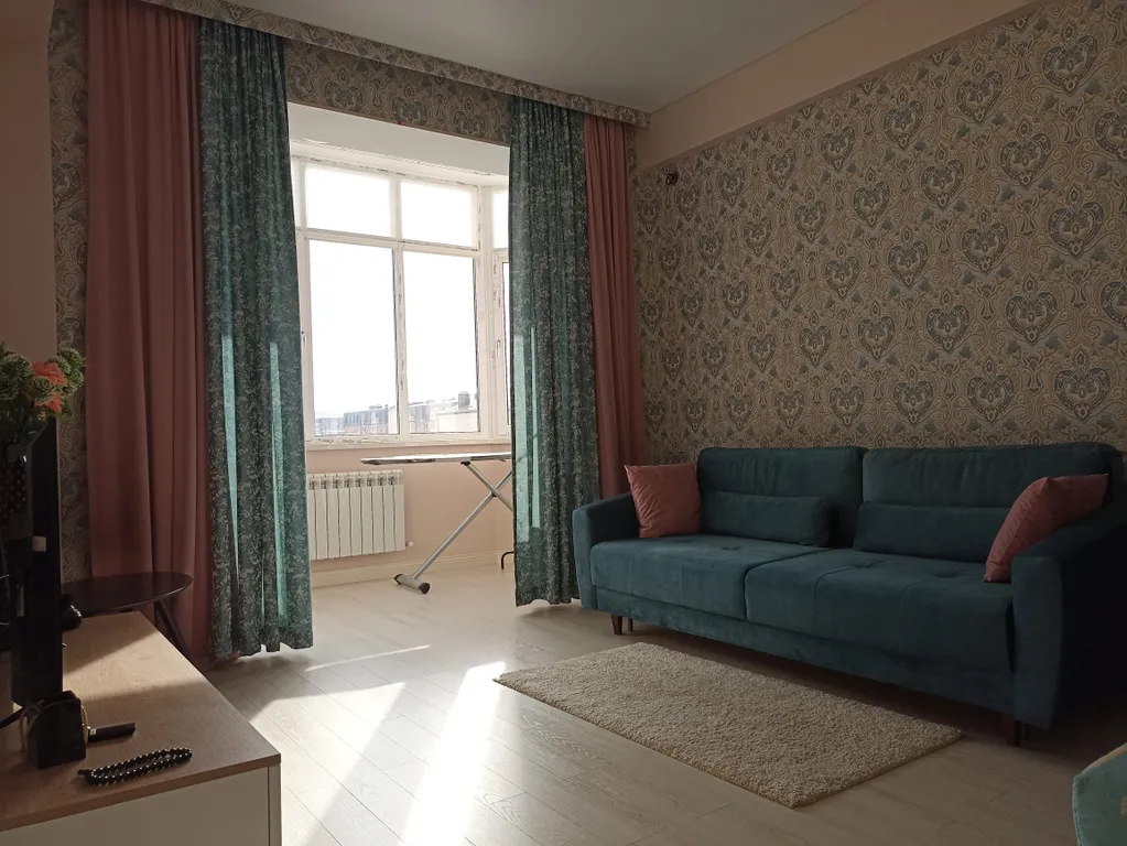 Уютная квартира в центре города, с видом на море