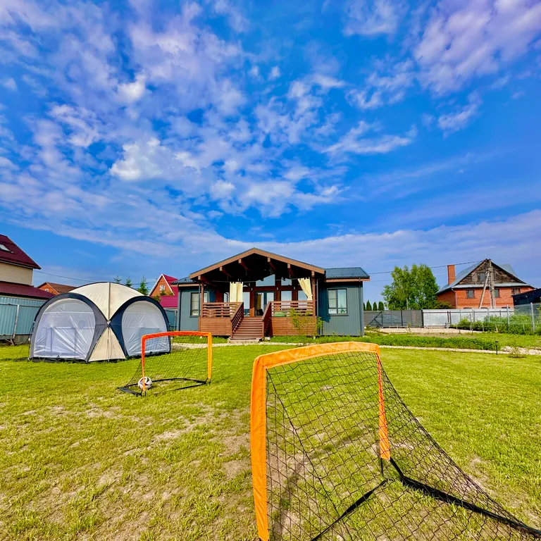 Коттедж Уютный коттедж с баней и бассейном в районе Сорочан — Капорки