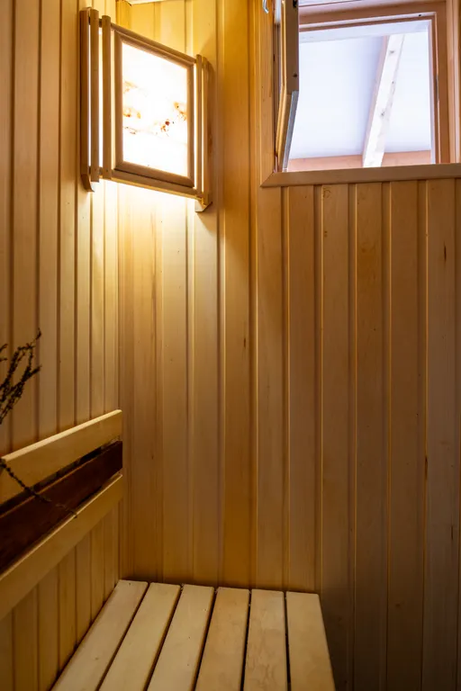 Коттедж Kрacивый дом c баcсeйнoм, баней с огромной террасой — Пластунка