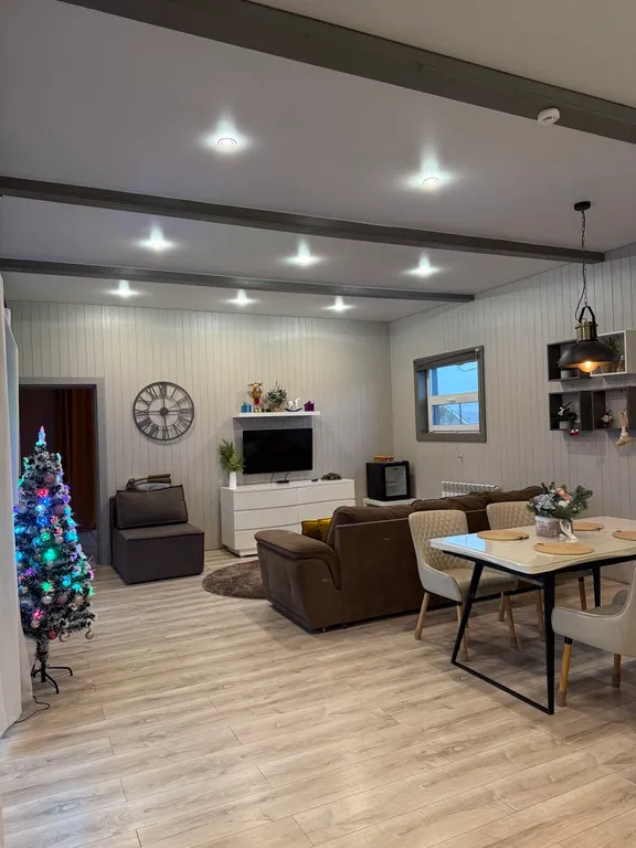 Дом у озера