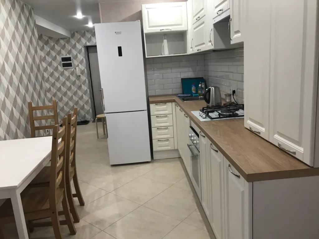 Квартира Трехкомнатные Апартаменты Делюкс — Ярославль