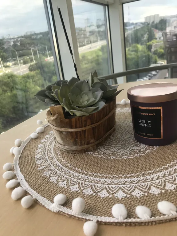 Апартаменты в ЖК Париж, центр. Парк Победы! Вода горячая есть.