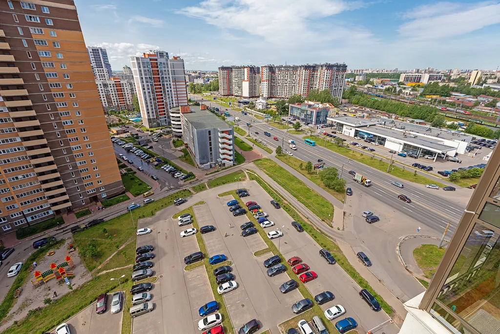 Уютная квартира с паркингом и панорамным видом на город и закат