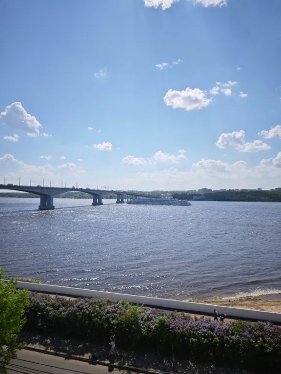 Уютная квартира в центре города с видом на Волгу