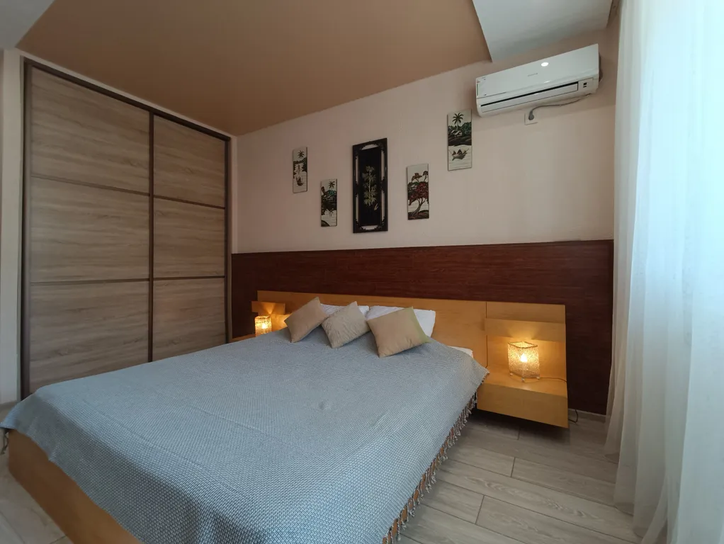 Уютная квартира с видом на парк Галицкого