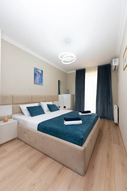 Two bedroom, newly renovated apartment