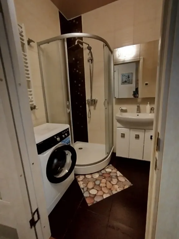 Замечательная квартира в районе 7 горбольницы с видом на горы