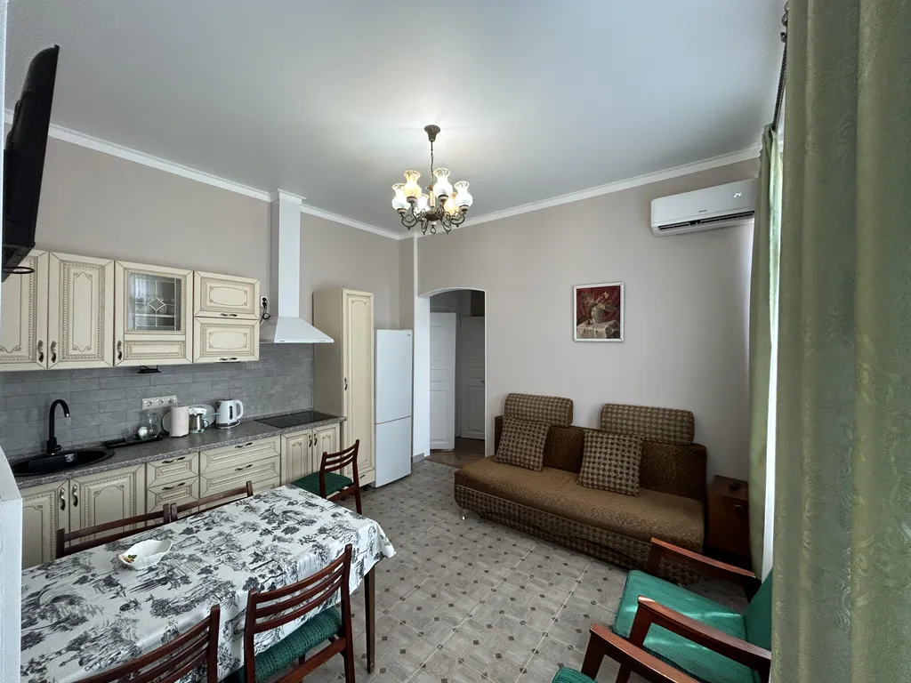 Просторный дом рядом с морем