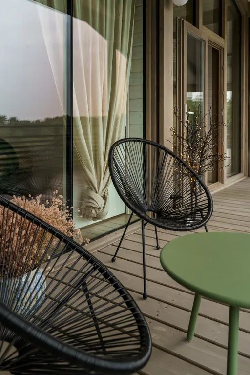 Просторный семейный коттедж у залива