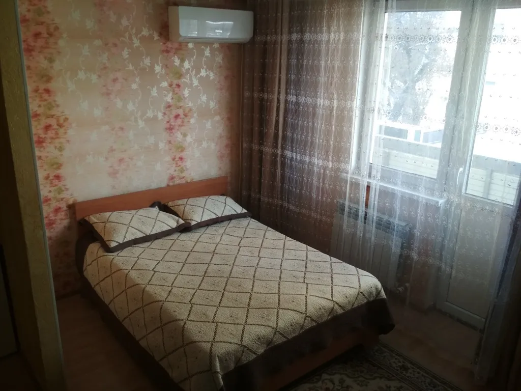 Тёплая квартира в центре — аренда посуточно в Алматы