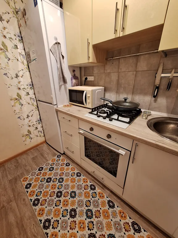 Уютная квартира в центре посёлка