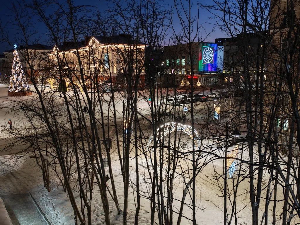 Уютная 2-х комнатная квартира с красивым видом на центральную площадь