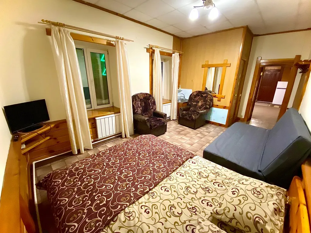 Часть дома с отдельным входом