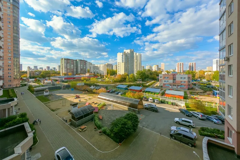 Квартира Комфортабельные Апартаменты с видом на парк в центре Ботаники — Екатеринбург