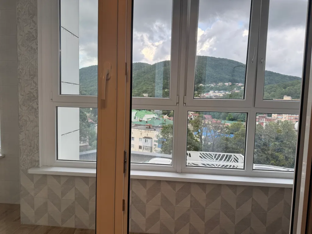 Новая уютная квартира с видом на горы