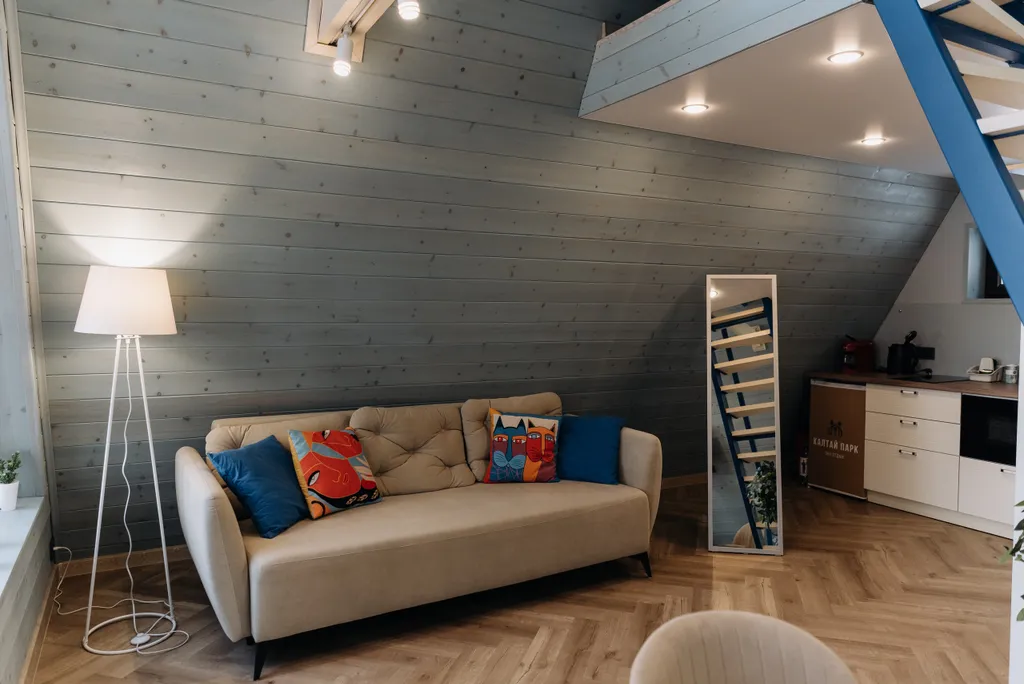 Уютный домик Синий A-Frame с террасой