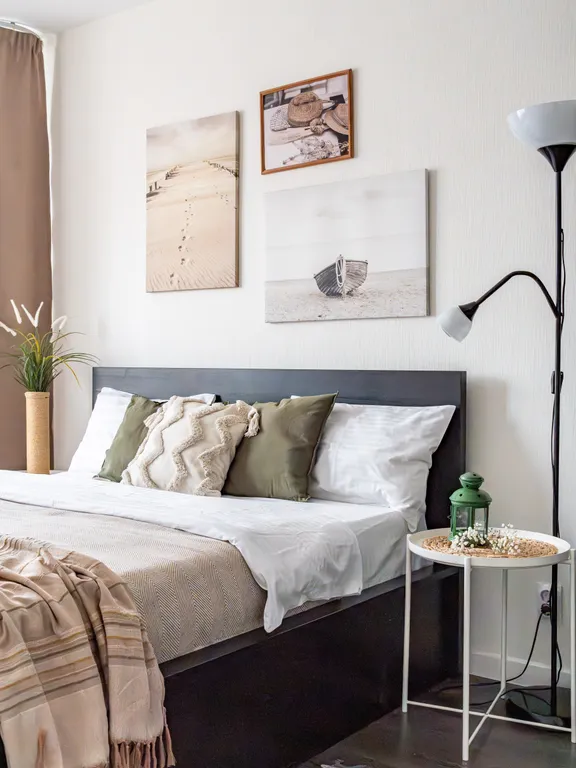 Евродвушка у метро Парнас для 5 || Сатин Хоум апарт