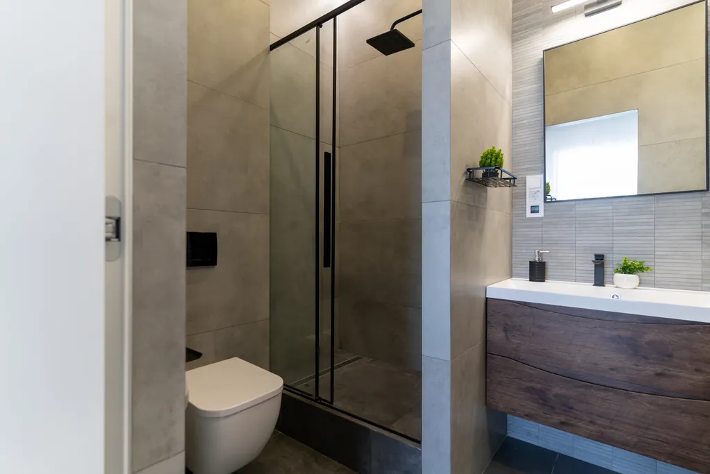 Двухэтажная квартира с мини-сауной и террасой на крыше