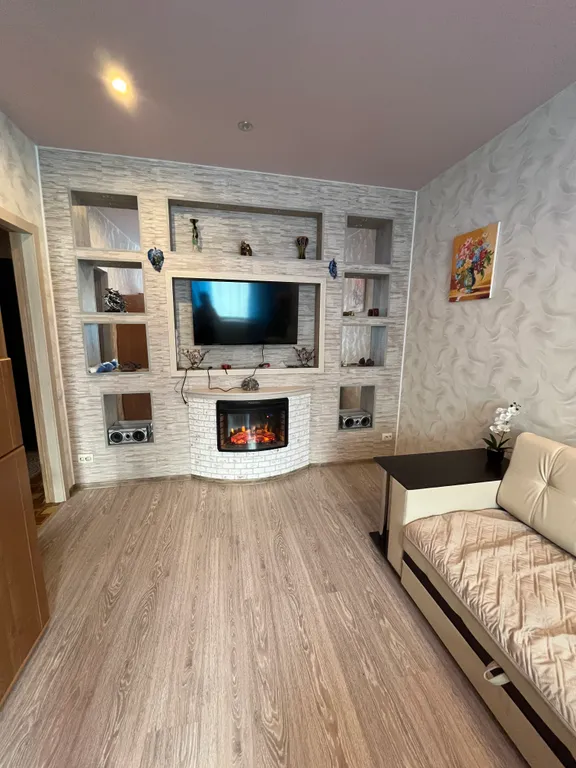 Уютная квартира — аренда посуточно в Кировск