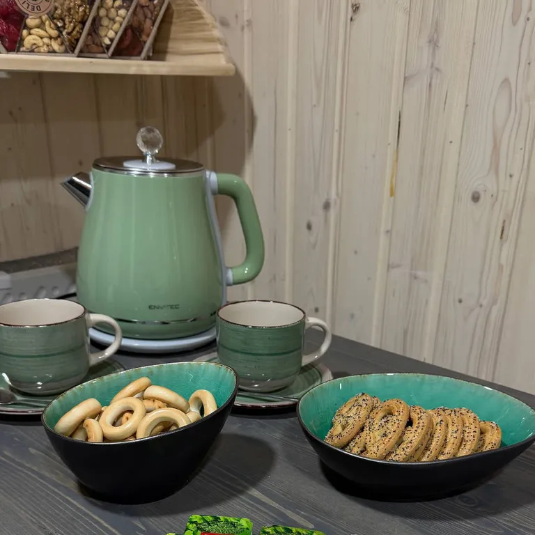 Дом для двоих в сосновом лесу