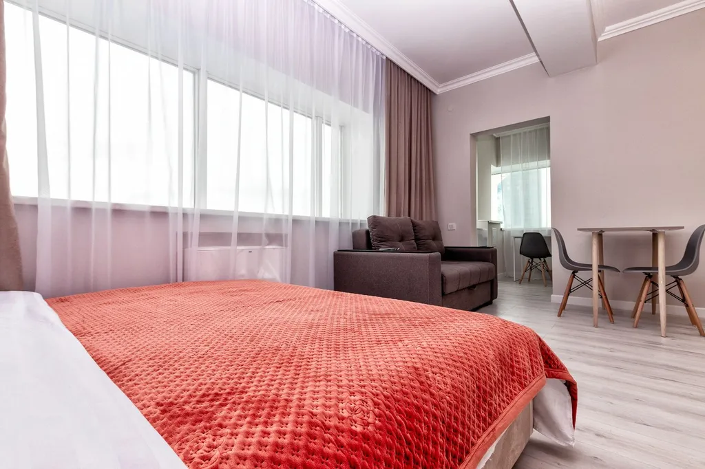 Элитные апартаменты с панорамным видом из окна в самом центре столицы