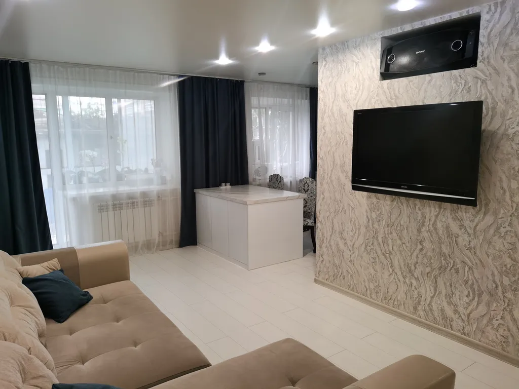 Квартира 2-комнатная квартира в центре — Хабаровск