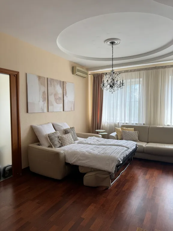 Просторная квартира на новый год с ёлкой в самом центре + 2 парковки