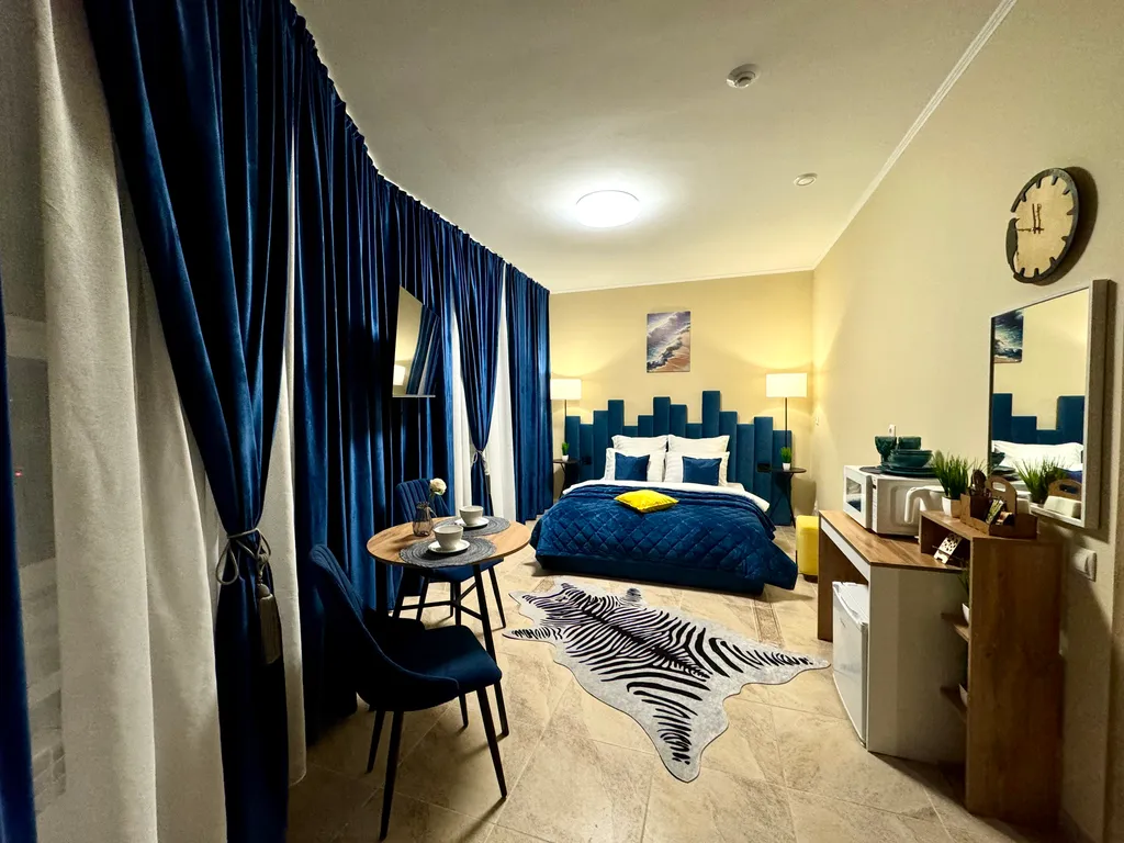 Двухместный номер с 1 кроватью улучшенный (7)