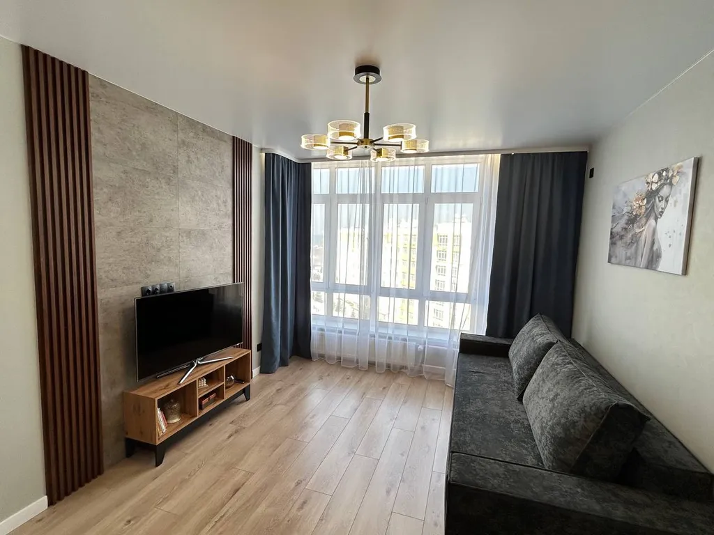 Стильная квартира с видом на лес