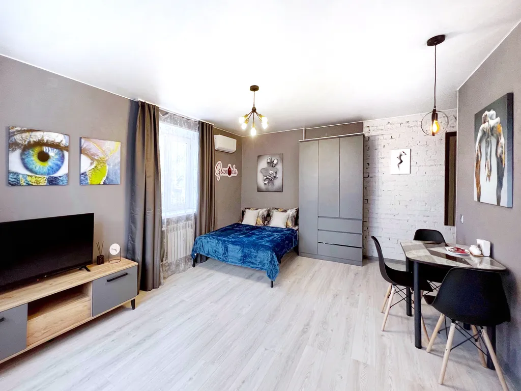 Шикарная студия в центре недалеко от Драмтеатра и Дворца Молодежи